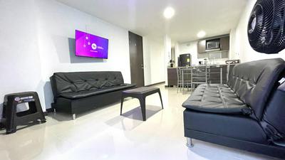 Apartamento moderno en conquistadores, excelente ubicación
