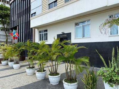 Apartamento à beira da praia de Copacabana