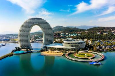 Sheraton Huzhou Taihu Lake Hot Spring Resort & Spa