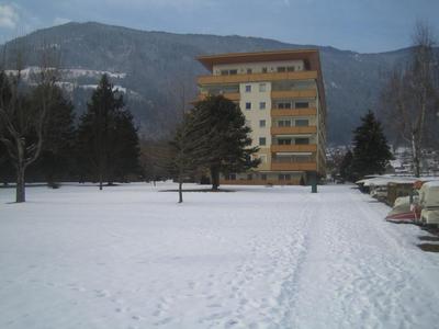 Kärnten Ossiacher See - See Apartment, zwei Zimmer Ferienwohnung mit Seezugang und Schwimmhalle