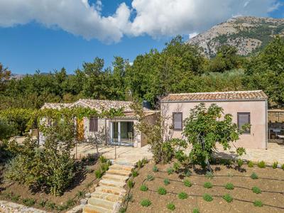 Borgo Le Niche by Wonderful Italy