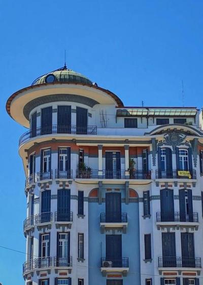 Fandango by halu!, Gorgeous Neoclassical Apartment next to Metro station