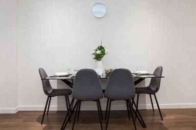 Modern apartment in Athens(M)