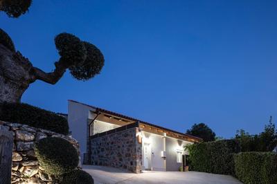 Epimenidis House