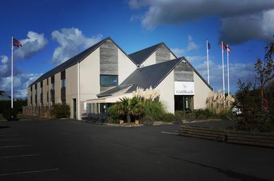 Gold Beach Hotel & RESIDENCE