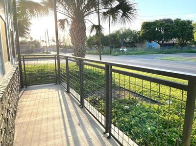 NEW! 5 min from Mall, Airport, and Dinning!