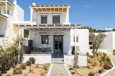 VILLA ATLAS in Santa Maria, Paros