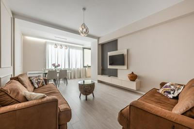 Luxury Block District Apartment