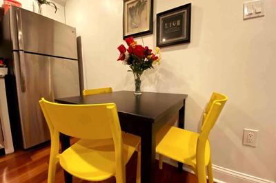 Modern Cozy Unit Near Geno's & Pat's
