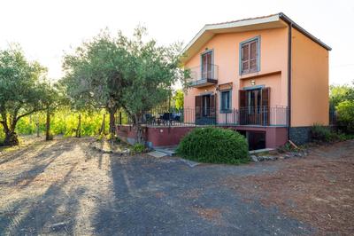 Il baglio dell'etna