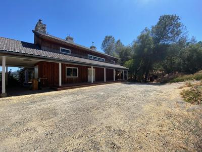 Peaceful & secluded, yet close to town.