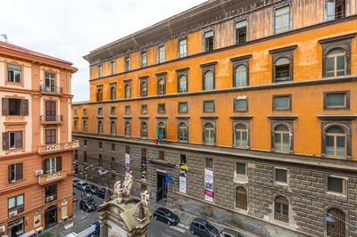 Golden Terrace at Historical Center by Napoliapartments