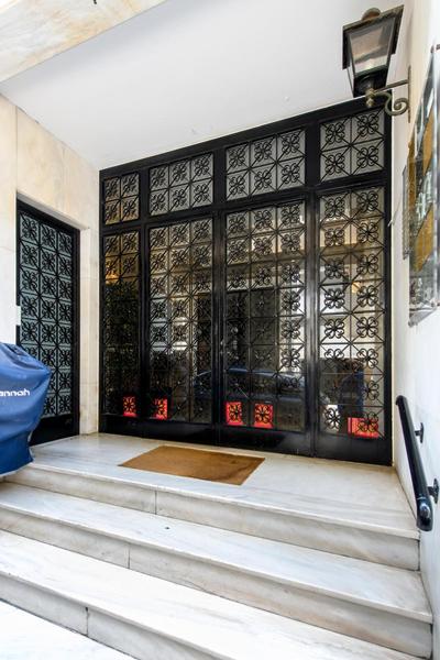 Modern Two-Bedroom Apartment In Kolonaki, Peridot - Homes