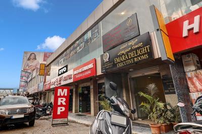 Collection O Emara Delight Executives Rooms