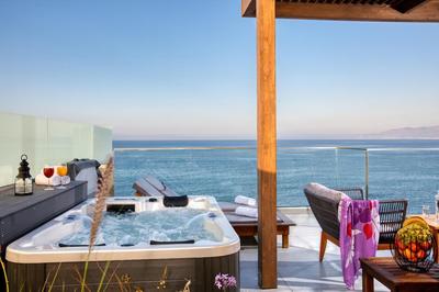 Hersonissos Beach Front Suites