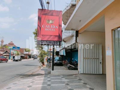 Calida Hotel Mitra RedDoorz near Alun Alun Wonosari