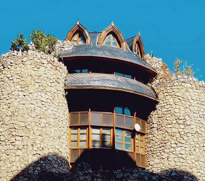 Deluxe Swan Stone Castle Apartment