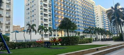 BH Crib - Staycation near Mall of Asia Complex