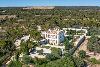 Mastropà Exclusive Palace by Raro Villas