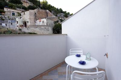 LIBECCIO MAISON