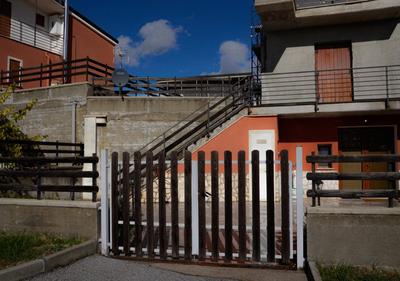 CASTEL DI SANGRO - chalet a pochi minuti di auto dalle piste immerso nel verde