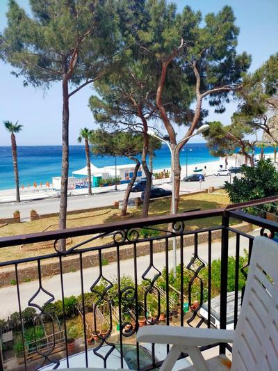 Scilla Holiday Home