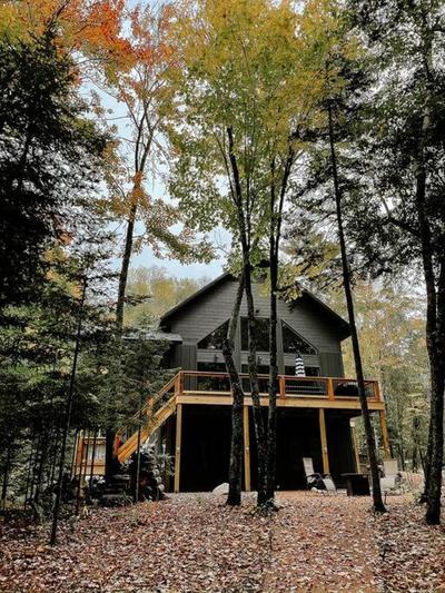 BRAND NEW Lake Home. On the snowmobile trail!