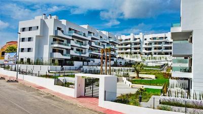 Family apartment with sunny and green view in Villamartin VDE-076