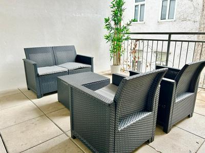 100m2 Flat with Balcony near Mariahilferstrasse - Free Parking