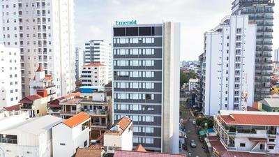 Emerald Hotel Residence