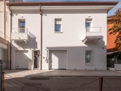 Zuara9Room Rimini