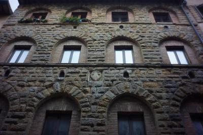 Volterra - Palazzo Contugi xiv Sec
