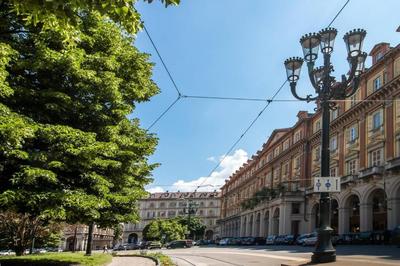 [Porta Susa-Centro] Suite con Netflix, Wi-Fi e A/C