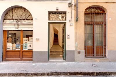 Pepe Apartment by Mamo Florence