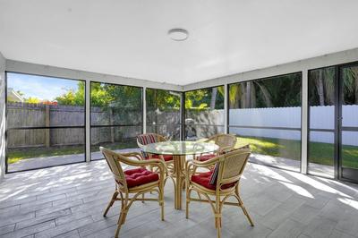 Bungalow Close to Naples Beaches