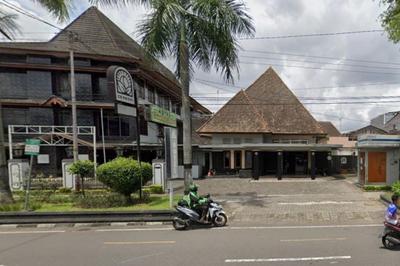 Super OYO Capital O 93240 Candra Dewi Hotel