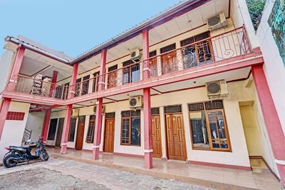 OYO 93224 Fj Guest House