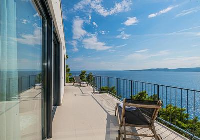 Beautiful Seafront Split Villa 9 Bedrooms Bellamar Vista Retreat