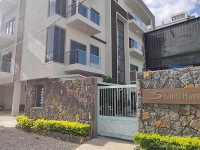 Shanti Haveli Beachfront Apartments
