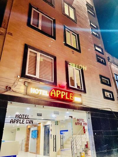 Hotel Apple Inn & Suites, New Delhi