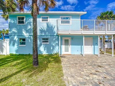 Bikini Top Duplex with Pool ~ 2 Minutes from Beach Flagler Avenue