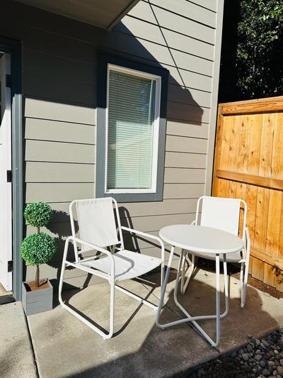 New Cozy modern Studio Apartment