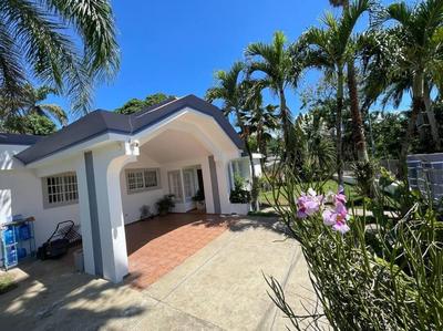 Relax House