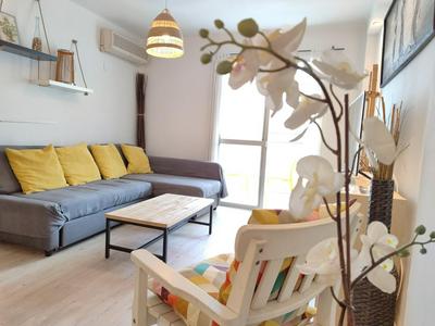 Sunny apartment next to the Beach ZE1