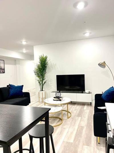 Extravagant 3 Bedroom Near art Museum