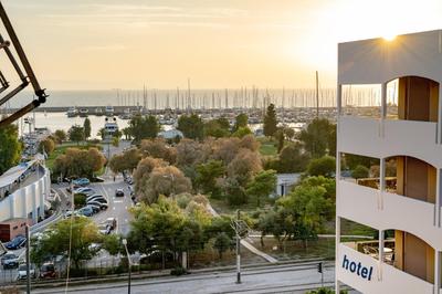 Alimos Riviera 1 bedroom 4 pers. apartment by MPS