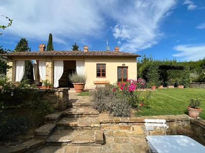 Dante Country House - Casa con Piscina Privata e Jacuzzi tra Firenze e Chianti