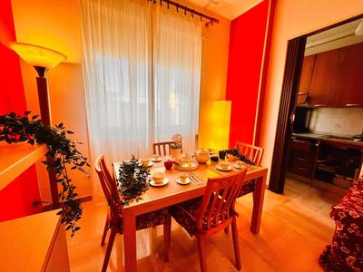 sky apartment a due passi dalla stazione