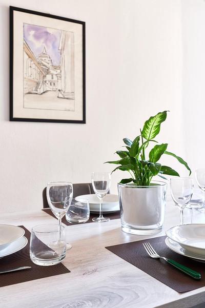 Alexander House - Unbeatable Price!
