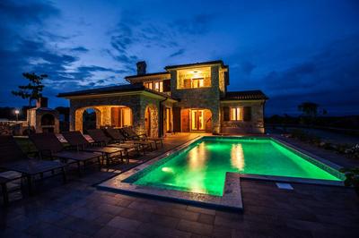 Romantic villa with a large pool and garden in a quiet area - by TRAVELER tourist agency Krk ID 2158